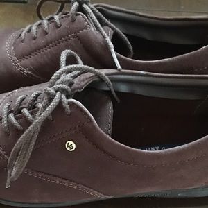 Brown Suede Leather Size 7 Easy Spirit Tie Shoes
